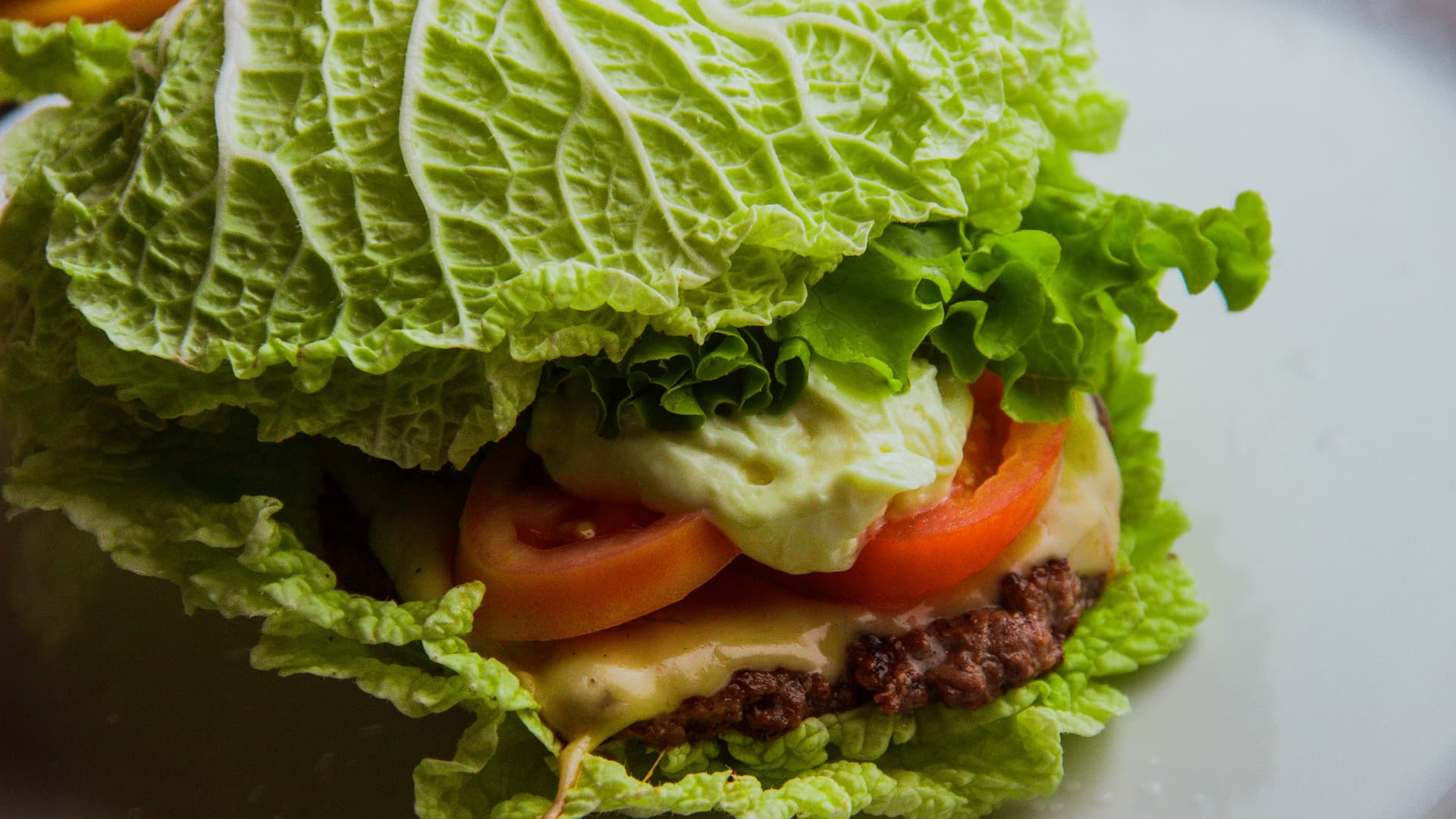 Hamburguesa de Lechuga (Sin Pan)